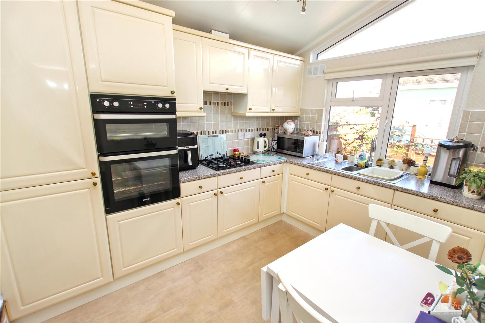 Garston Park, Tilehurst, Reading